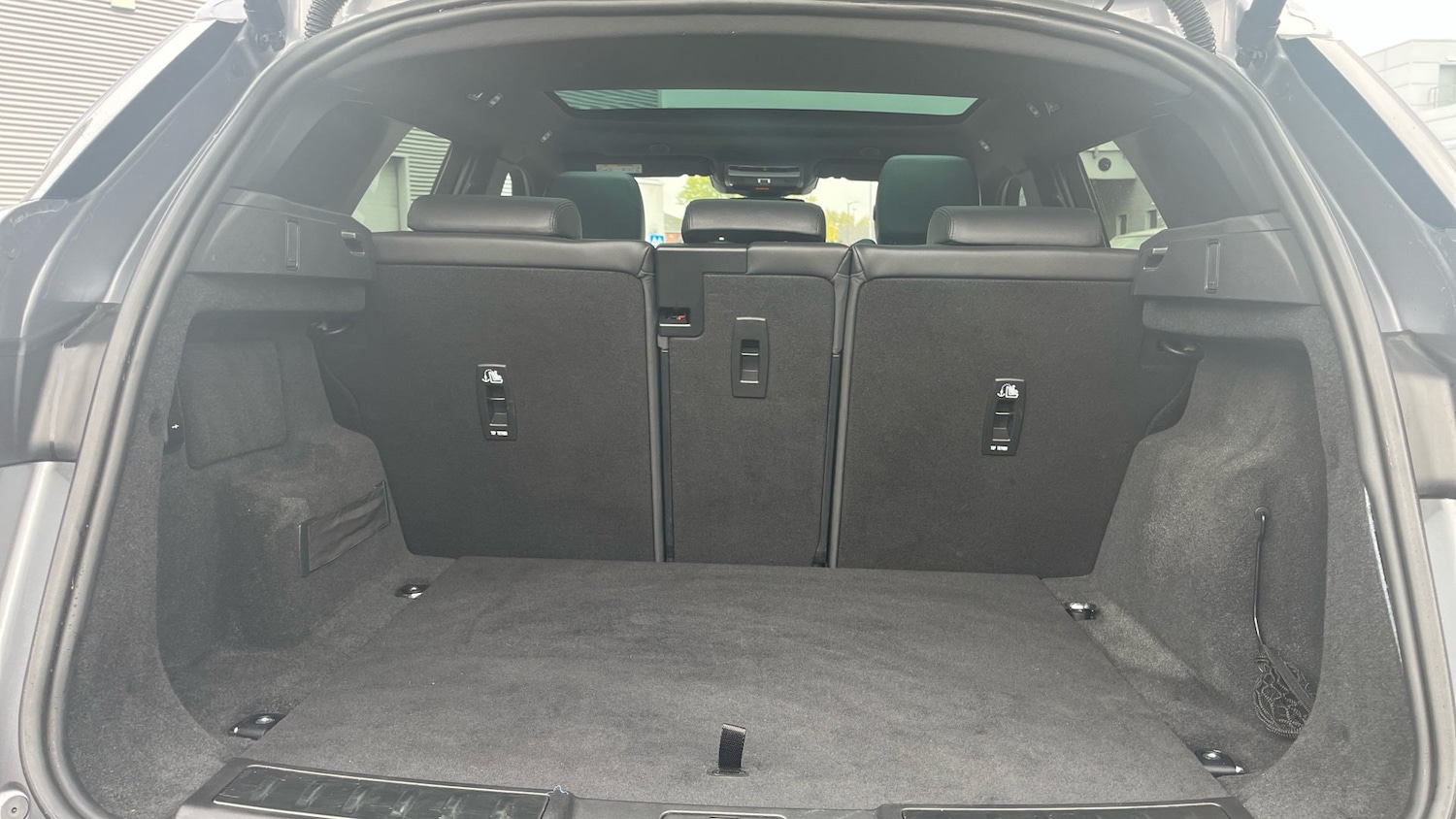 Used Land Rover Range Rover Evoque 2025 for sale - 76476361: Photo 10