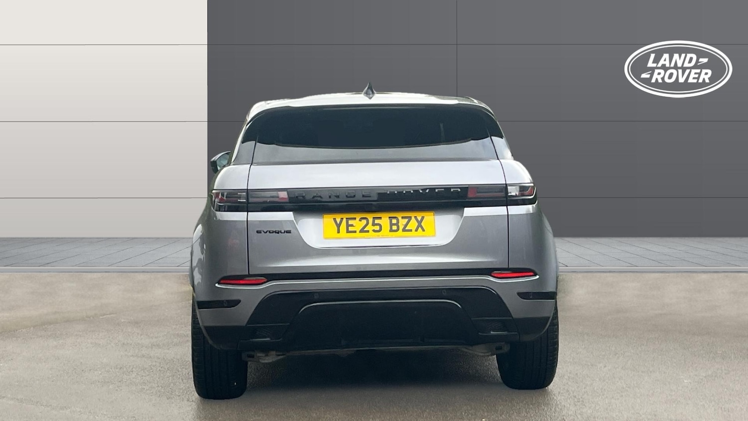 Used Land Rover Range Rover Evoque 2025 for sale - 76476361: Photo 6