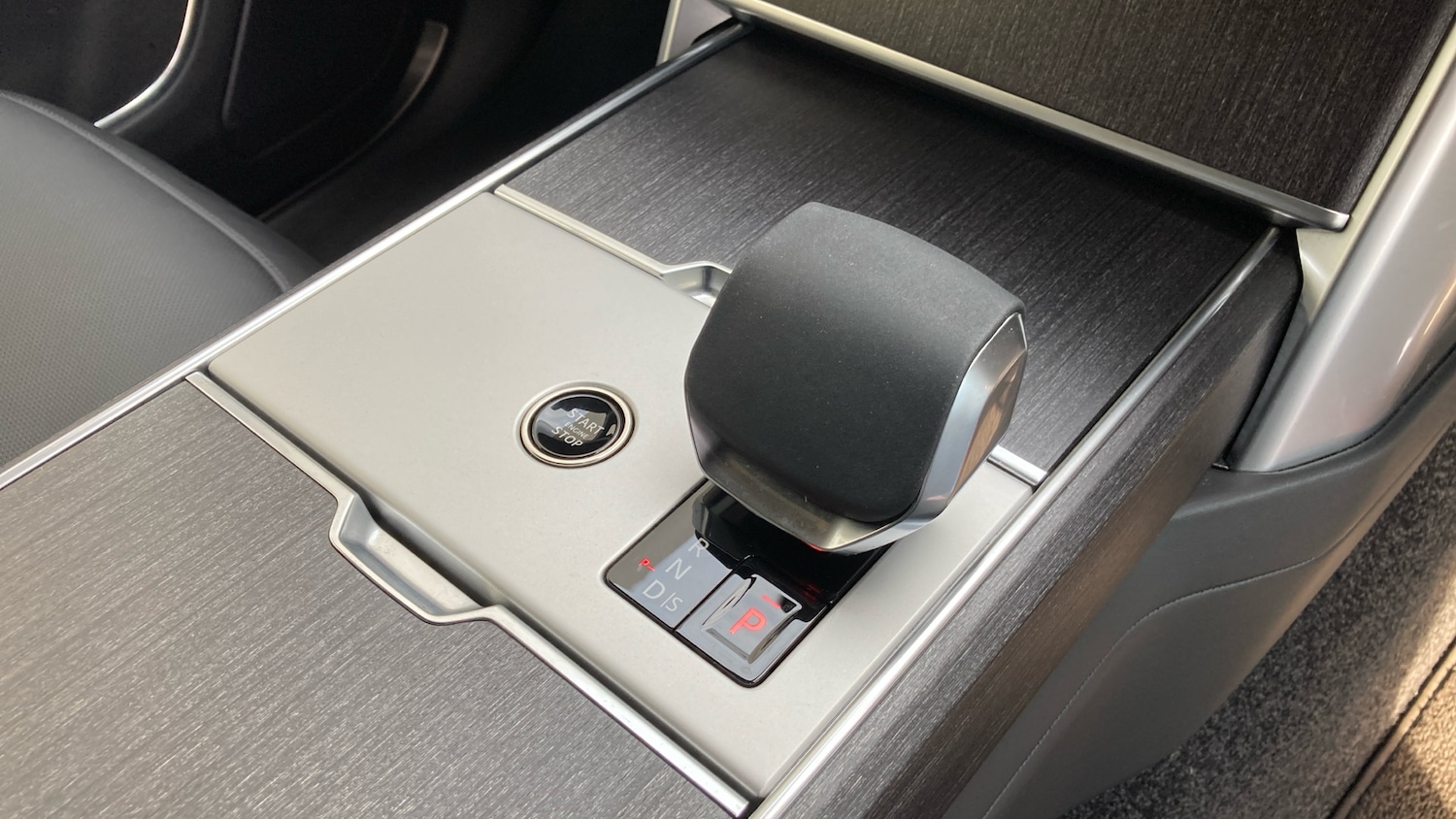 Used Land Rover Range Rover 2024 for sale - 76650990: Photo 13