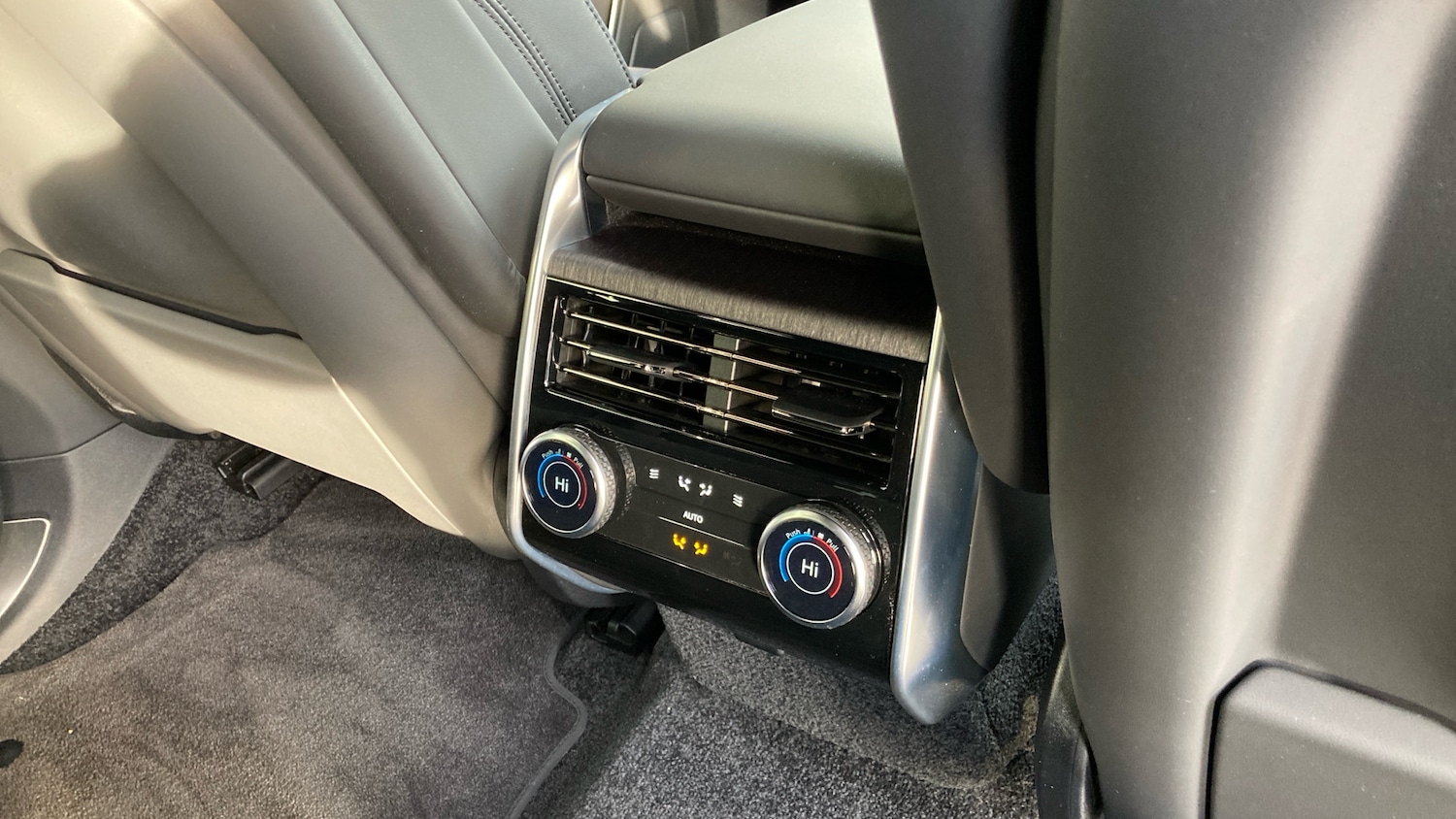 Used Land Rover Range Rover 2024 for sale - 76650990: Photo 18