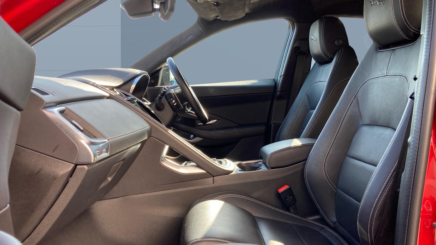 Used Jaguar E-Pace 2021 for sale - 77883870: Photo 3