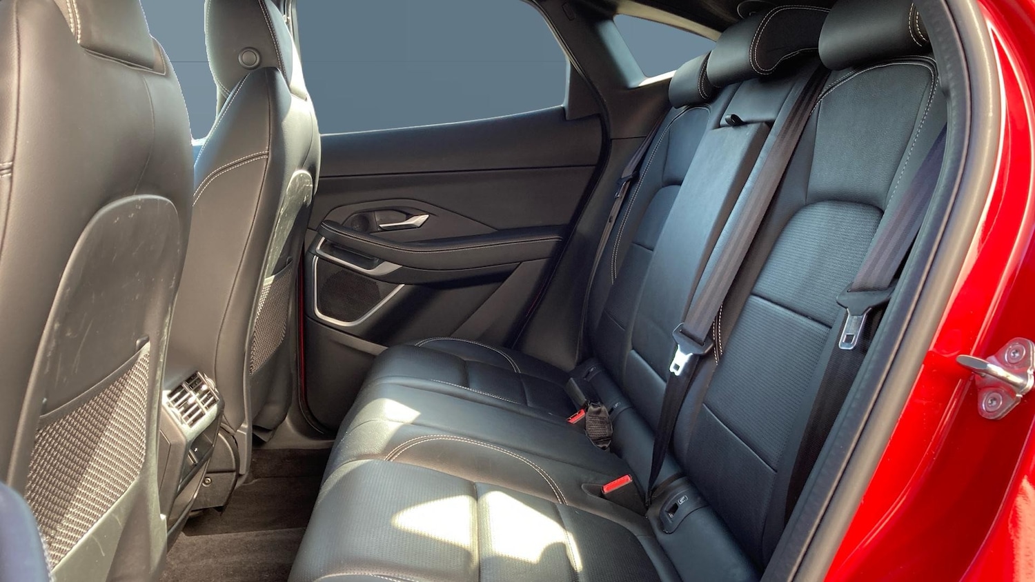 Used Jaguar E-Pace 2021 for sale - 77883870: Photo 4