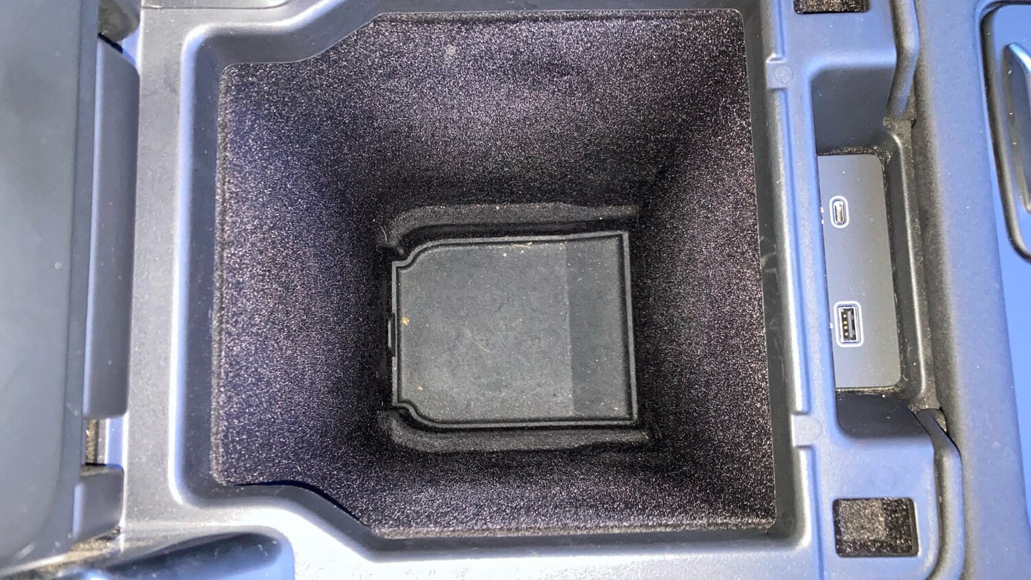 Used Land Rover Discovery 2023 for sale - 77112861: Photo 39