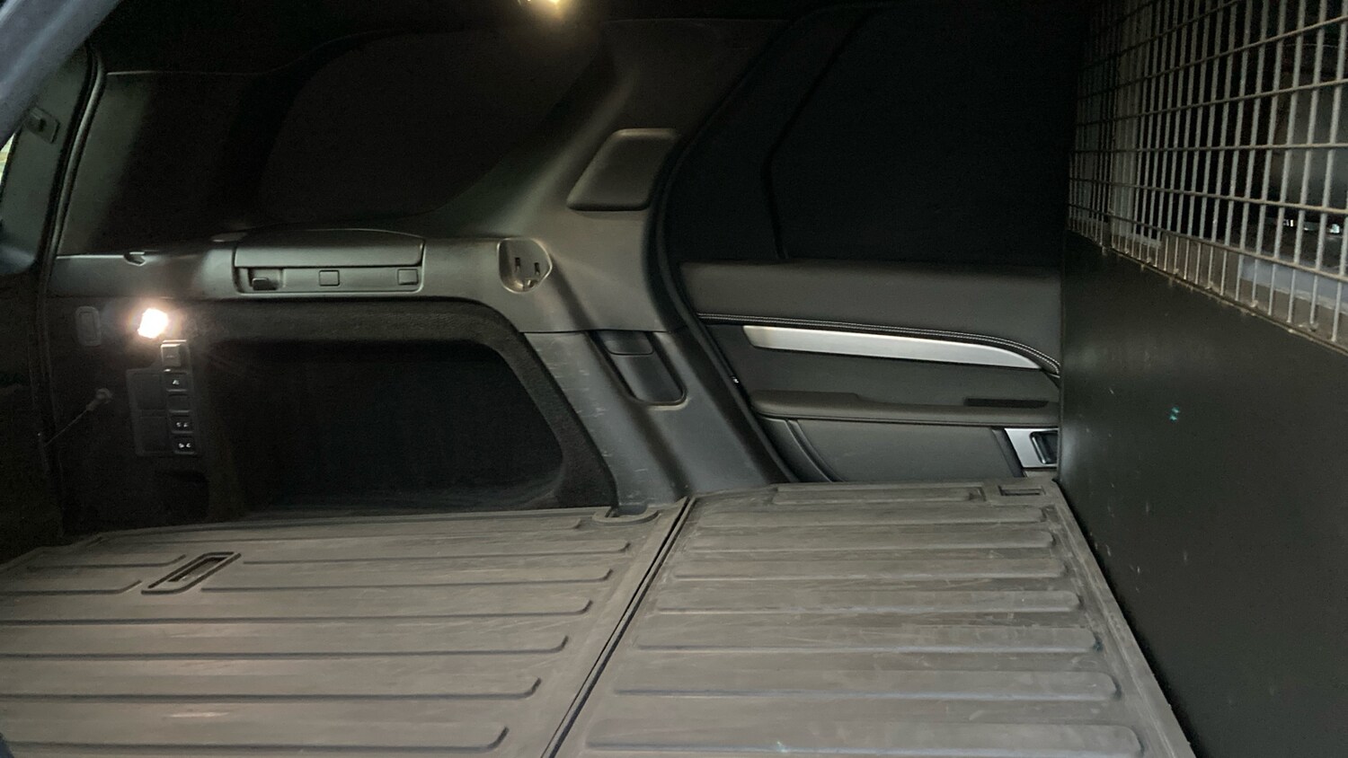 Used Land Rover Discovery 2023 for sale - 77112861: Photo 43