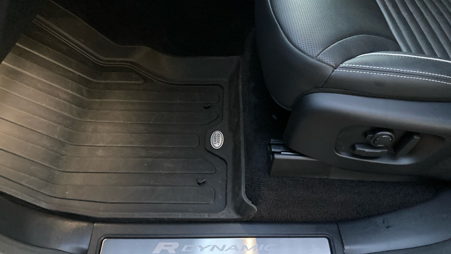 Used Land Rover Discovery 2023 for sale - 77112861: Photo 49