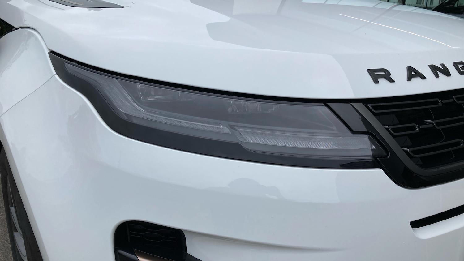 Used Land Rover Range Rover Evoque 2025 for sale - 76777936: Photo 17