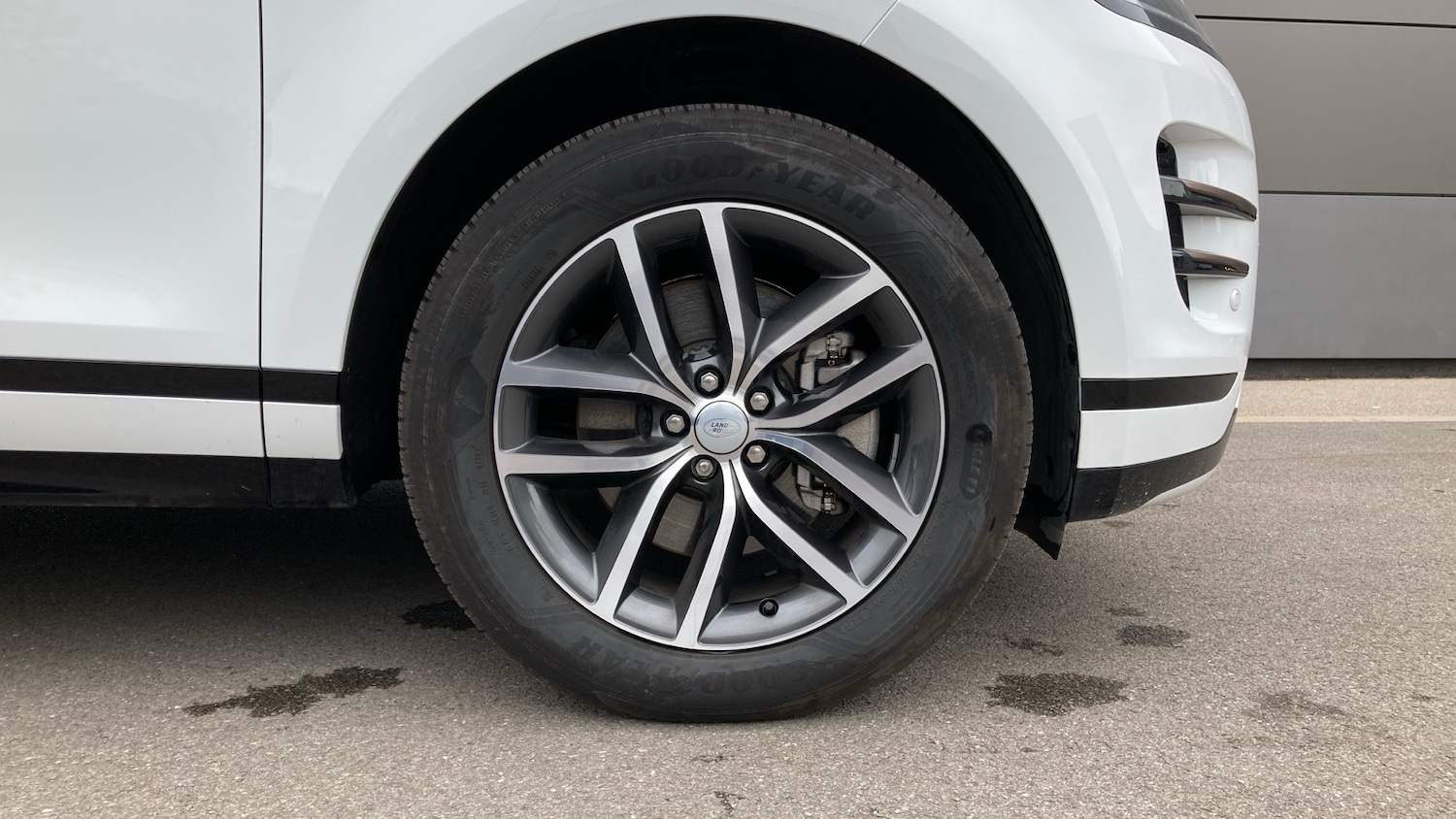 Used Land Rover Range Rover Evoque 2025 for sale - 76777936: Photo 8