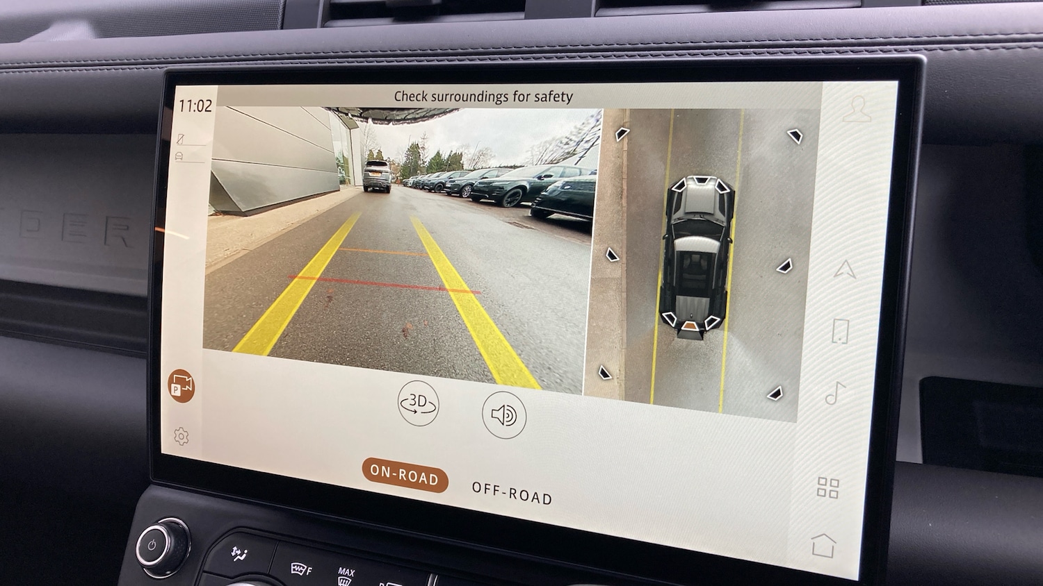 Used Land Rover Defender 2025 for sale - 77704254: Photo 12