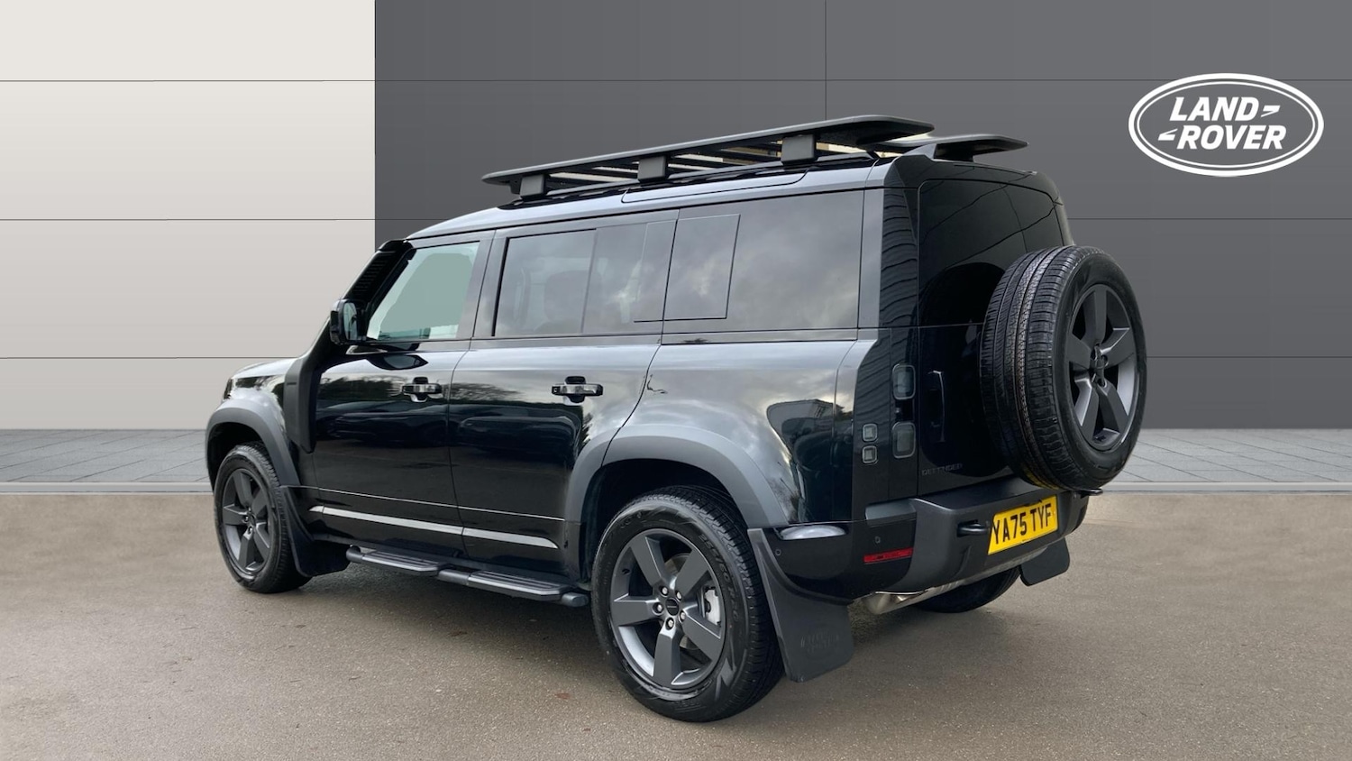 Used Land Rover Defender 2025 for sale - 77704254: Photo 2