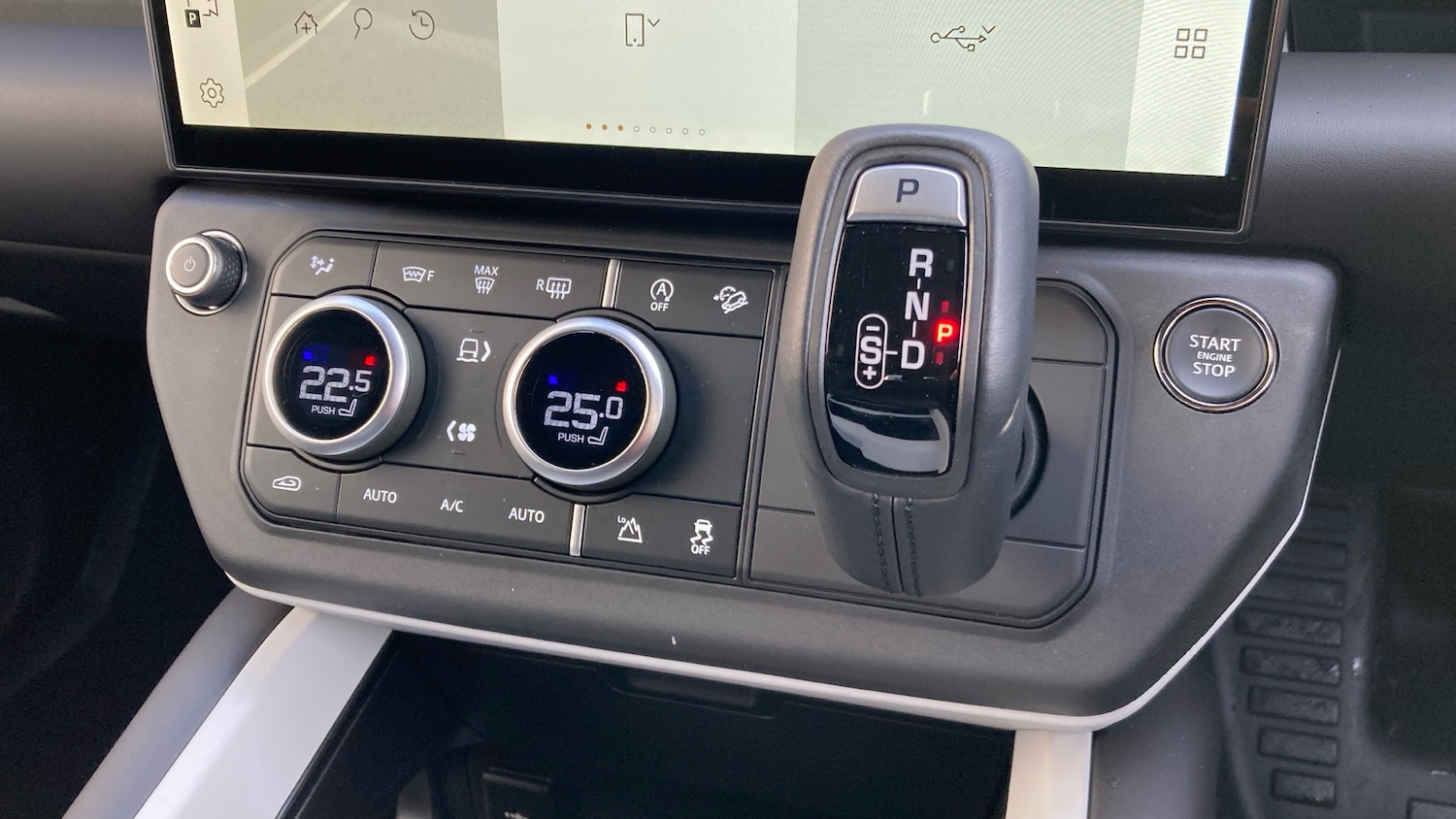 Used Land Rover Defender 2025 for sale - 77704254: Photo 39