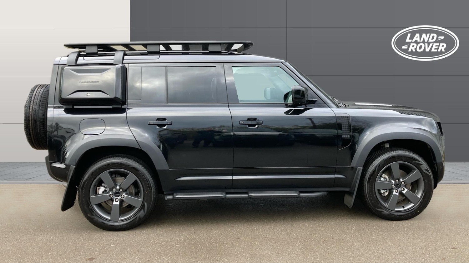 Used Land Rover Defender 2025 for sale - 77704254: Photo 5