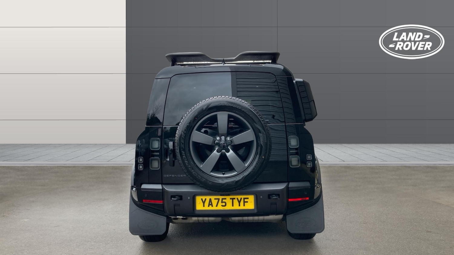 Used Land Rover Defender 2025 for sale - 77704254: Photo 6