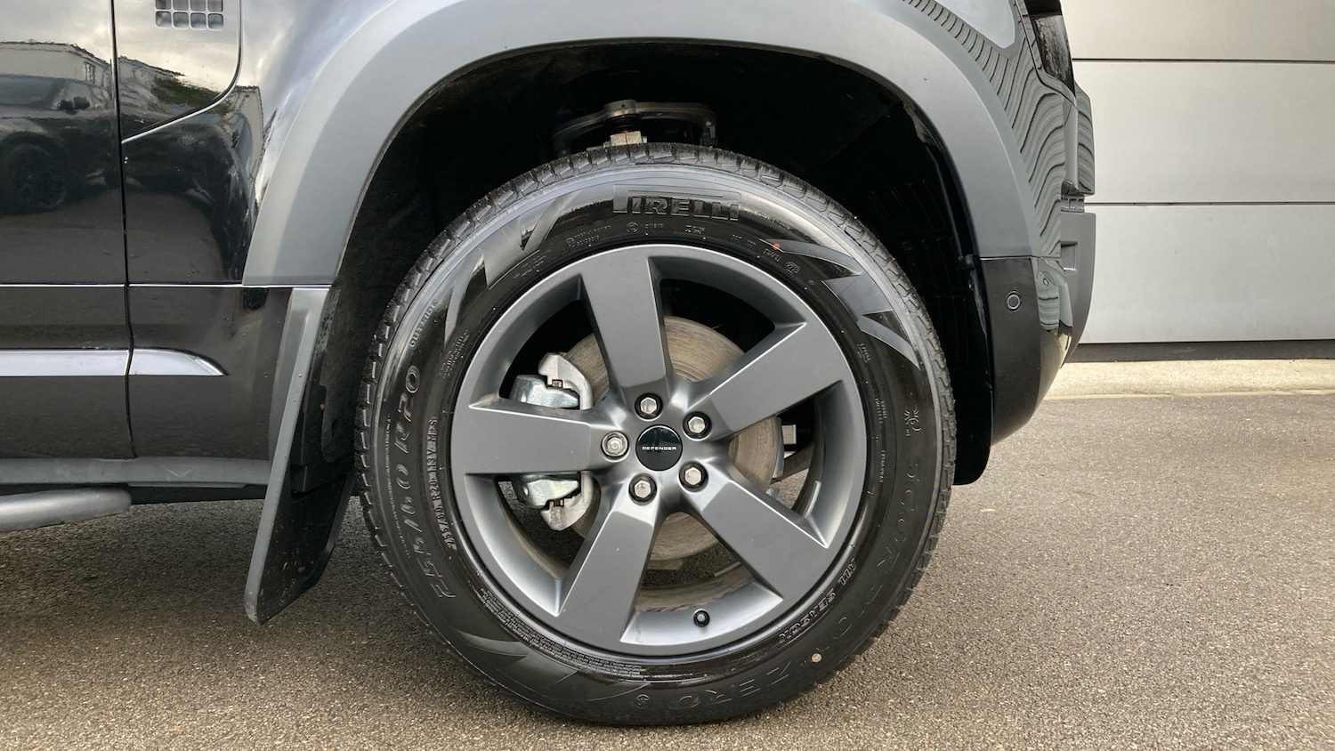 Used Land Rover Defender 2025 for sale - 77704254: Photo 8