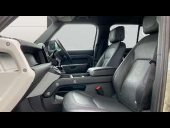 Used Land Rover Defender 2022 for sale - 75034697: Photo