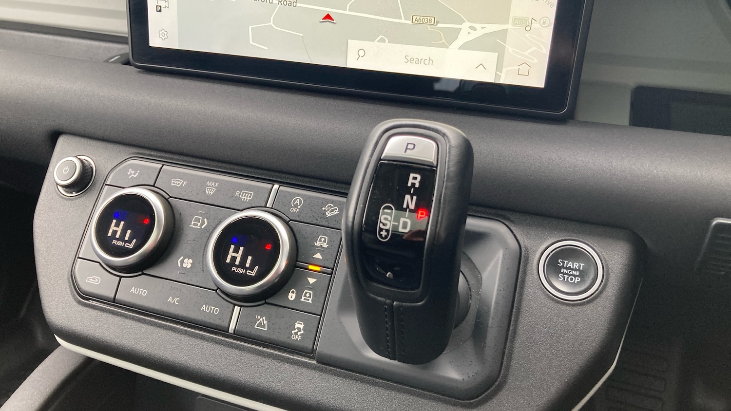 Used Land Rover Defender 2020 for sale - 76255264: Photo 13