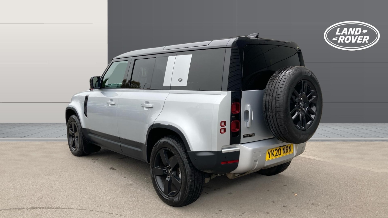 Used Land Rover Defender 2020 for sale - 76255264: Photo 2