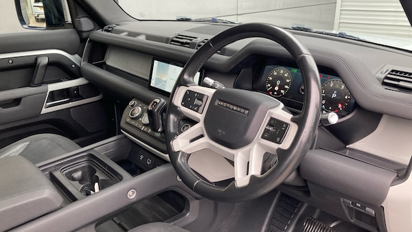 Used Land Rover Defender 2020 for sale - 76255264: Photo 25
