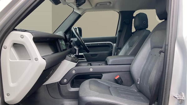 Used Land Rover Defender 2020 for sale - 76255264: Photo 3