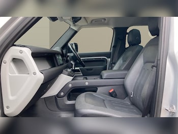 Used Land Rover Defender 2020 for sale - 76255264: Photo 3