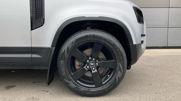 Used Land Rover Defender 2020 for sale - 76255264: Photo 8