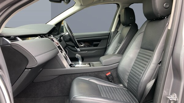 Used Land Rover Discovery Sport 2020 for sale - 76319577: Photo 3