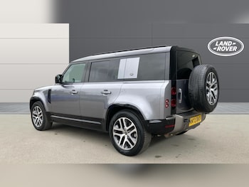 Used Land Rover Defender 2022 for sale - 78392355: Photo