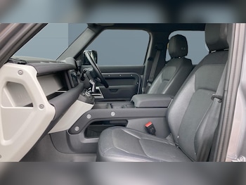 Used Land Rover Defender 2022 for sale - 78392355: Photo