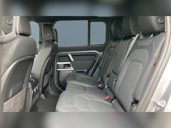 Used Land Rover Defender 2022 for sale - 78392355: Photo