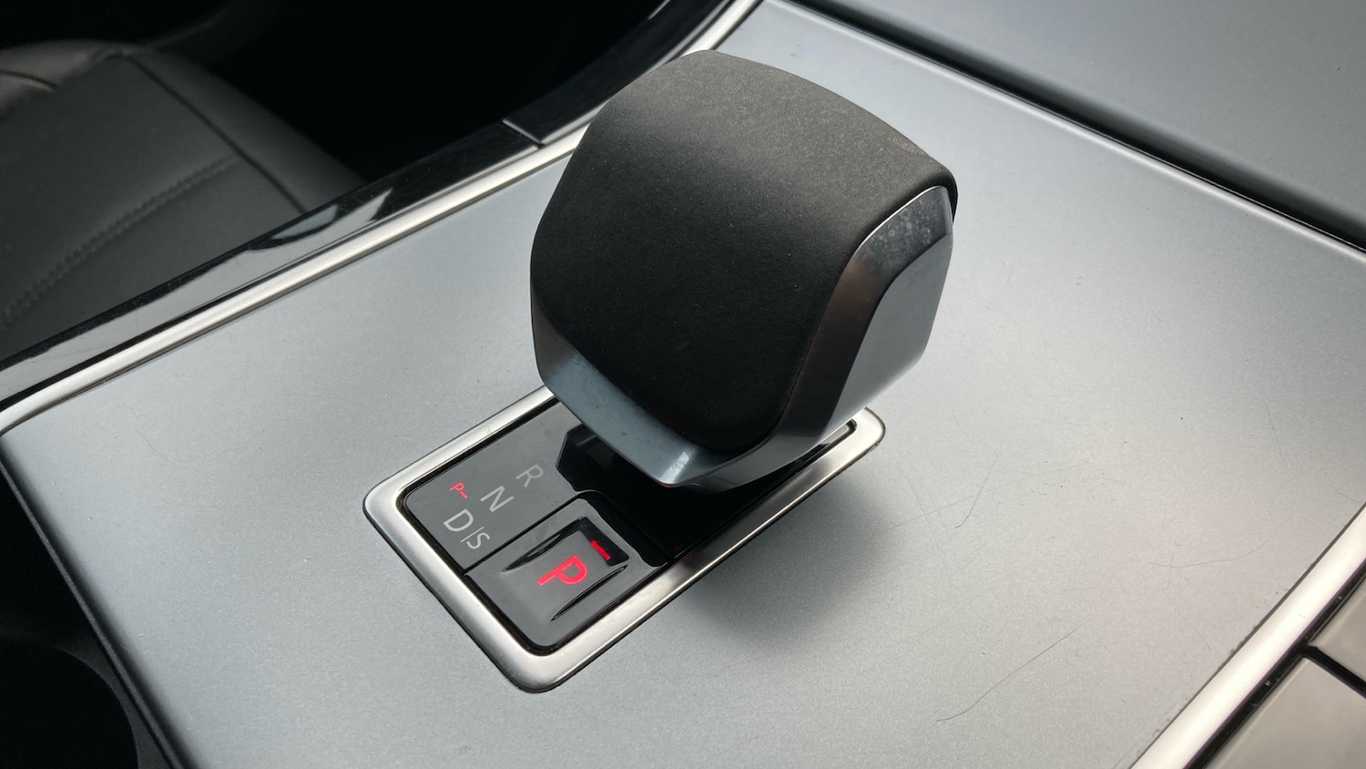 Used Land Rover Range Rover Velar 2023 for sale - 76164406: Photo 13