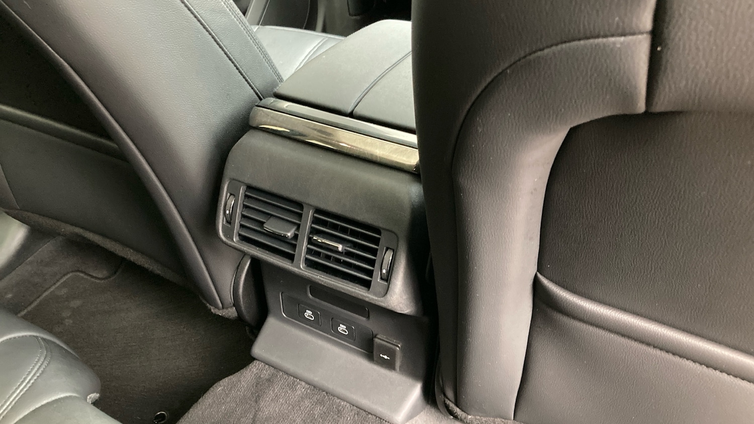 Used Land Rover Range Rover Velar 2023 for sale - 76164406: Photo 18
