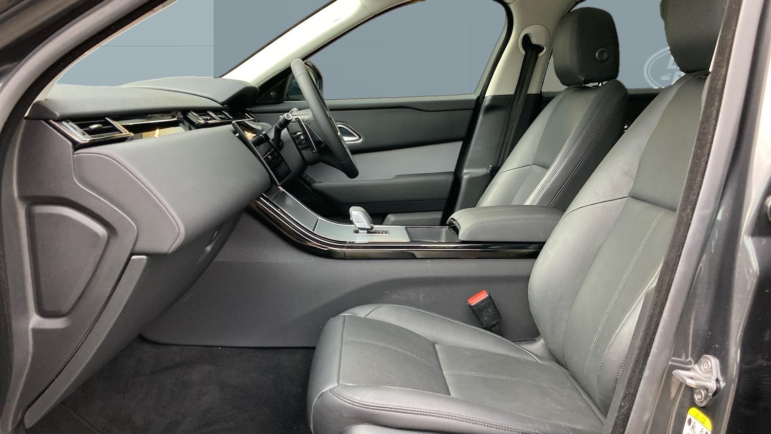 Used Land Rover Range Rover Velar 2023 for sale - 76164406: Photo 3