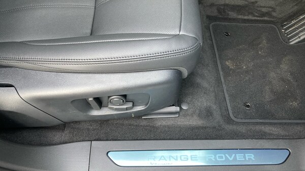 Used Land Rover Range Rover Evoque 2025 for sale - 75641516: Photo 24