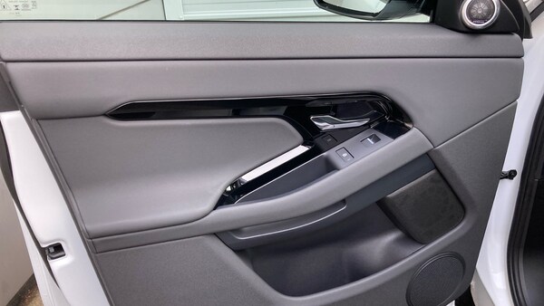 Used Land Rover Range Rover Evoque 2025 for sale - 75641516: Photo 46