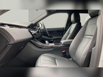Used Land Rover Range Rover Evoque 2025 for sale - 75641537: Photo