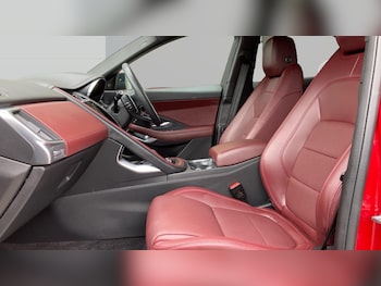 Used Jaguar E-Pace 2023 for sale - 79102344: Photo