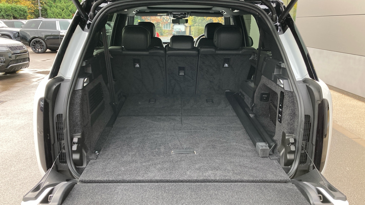 Used Land Rover Range Rover 2025 for sale - 76555662: Photo 10