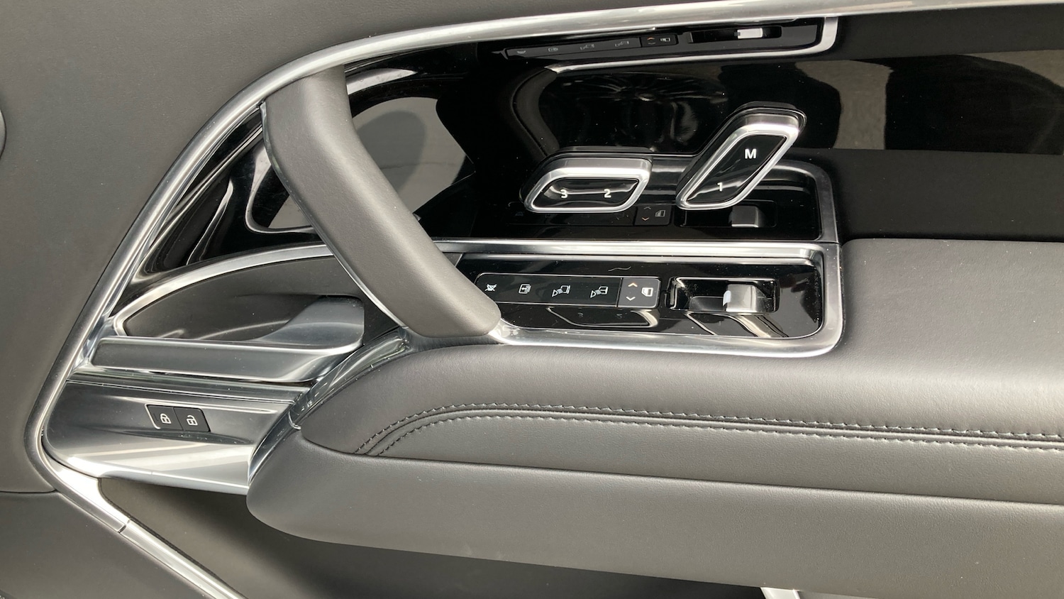 Used Land Rover Range Rover 2025 for sale - 76555662: Photo 36