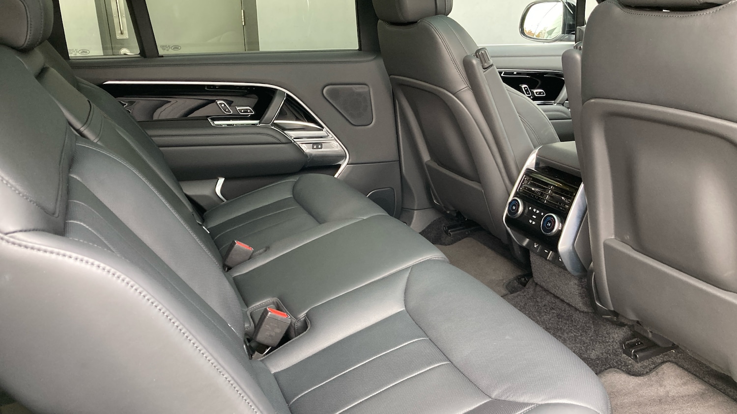 Used Land Rover Range Rover 2025 for sale - 76555662: Photo 38