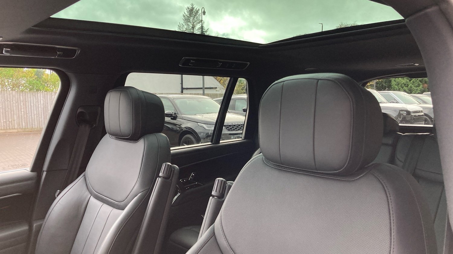 Used Land Rover Range Rover 2025 for sale - 76555662: Photo 43