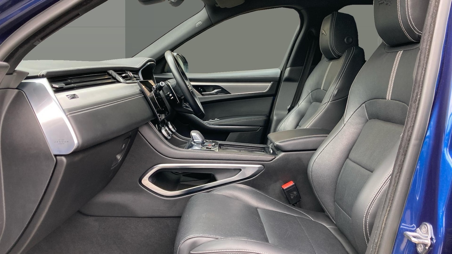 Used Jaguar F-Pace 2021 for sale - 77581061: Photo 3