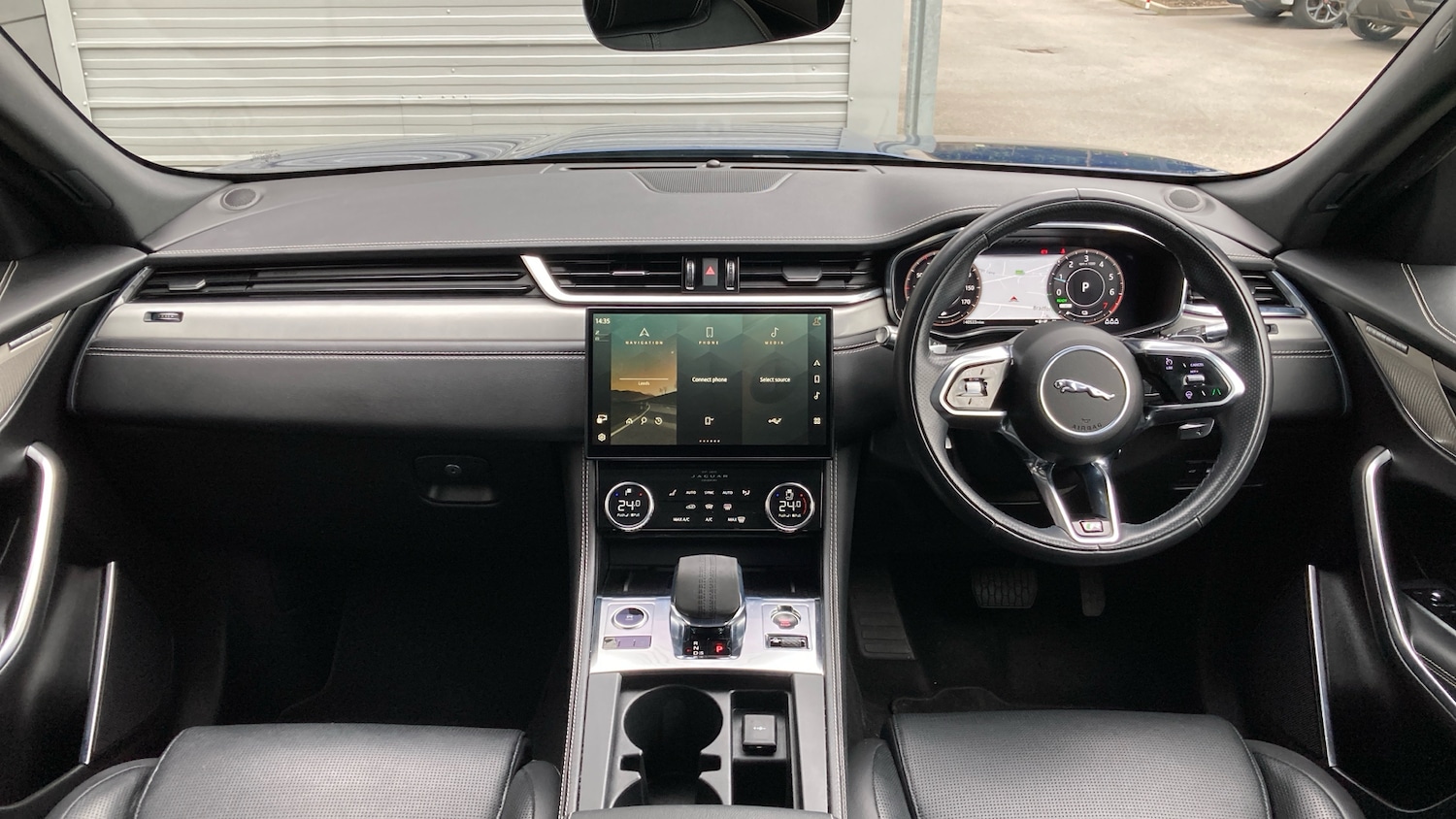 Used Jaguar F-Pace 2021 for sale - 77581061: Photo 9