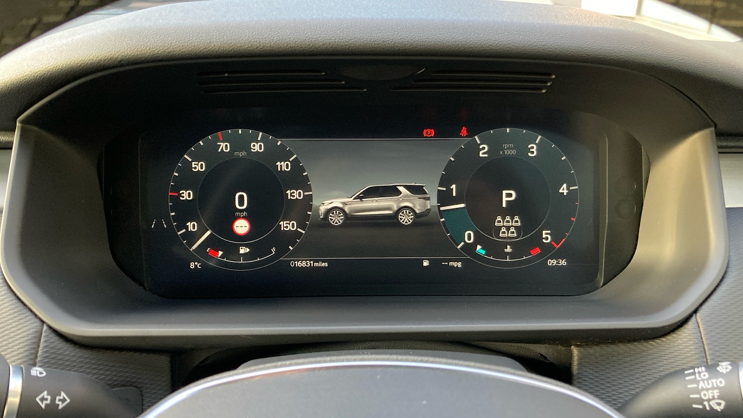 Used Land Rover Discovery 2023 for sale - 77127300: Photo 16