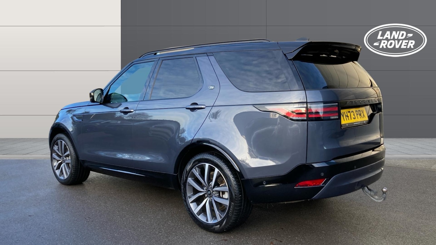 Used Land Rover Discovery 2023 for sale - 77127300: Photo 2