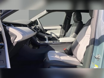 Used Land Rover Range Rover Evoque 2023 for sale - 77997412: Photo