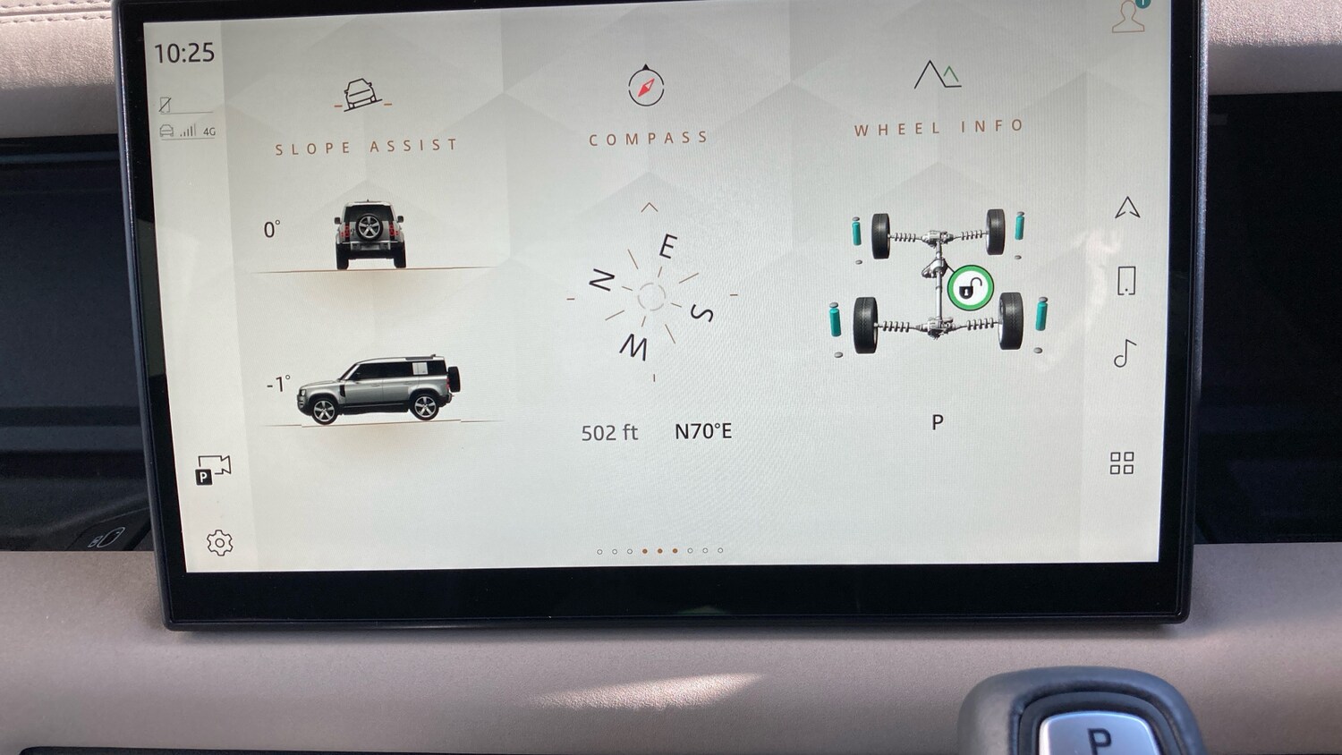 Used Land Rover Defender 2023 for sale - 77893189: Photo 30