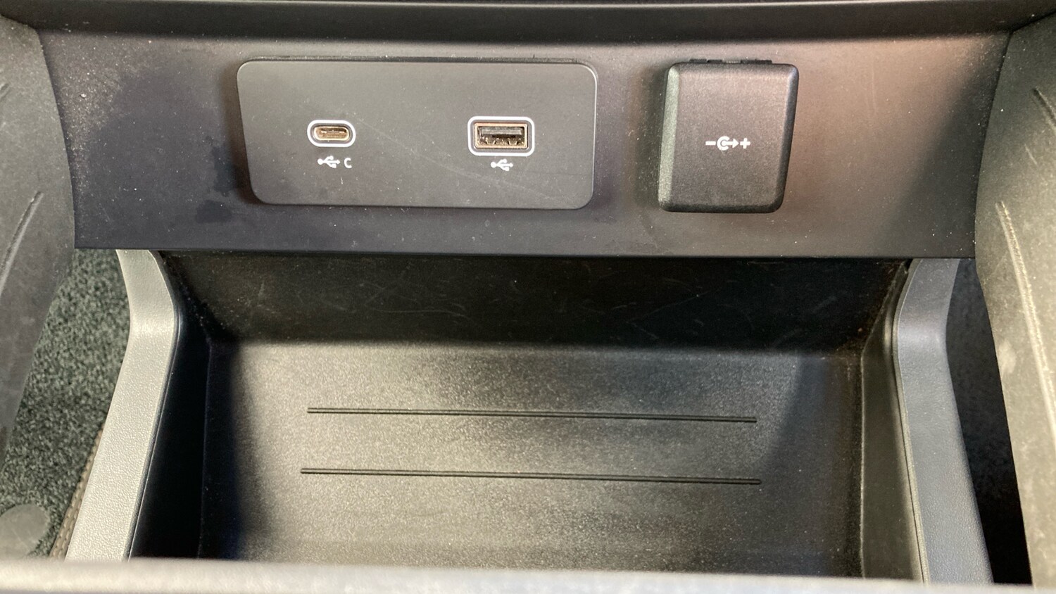 Used Land Rover Defender 2023 for sale - 77893189: Photo 41