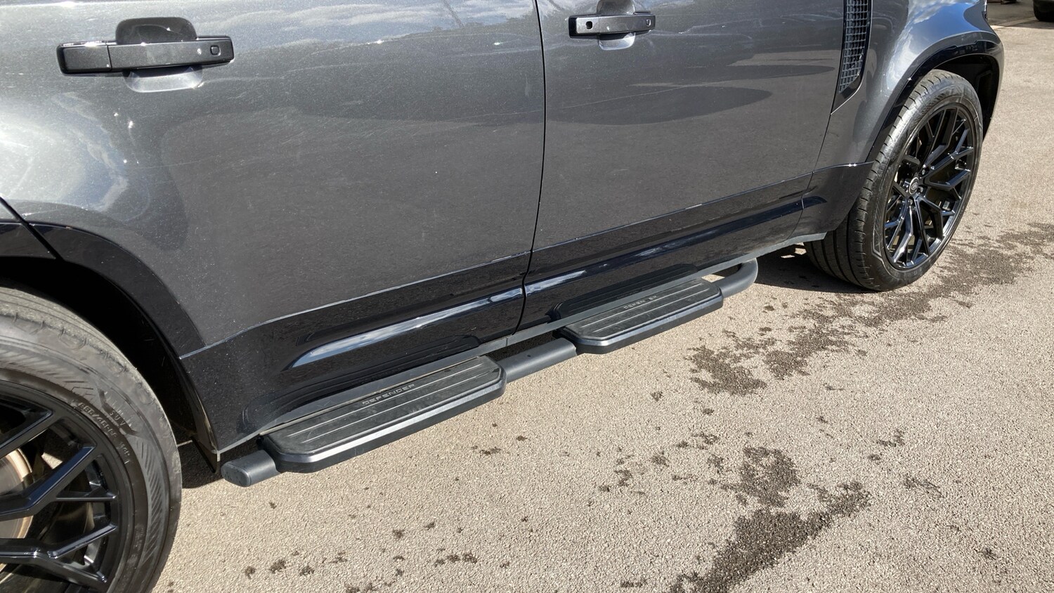 Used Land Rover Defender 2023 for sale - 77893189: Photo 46