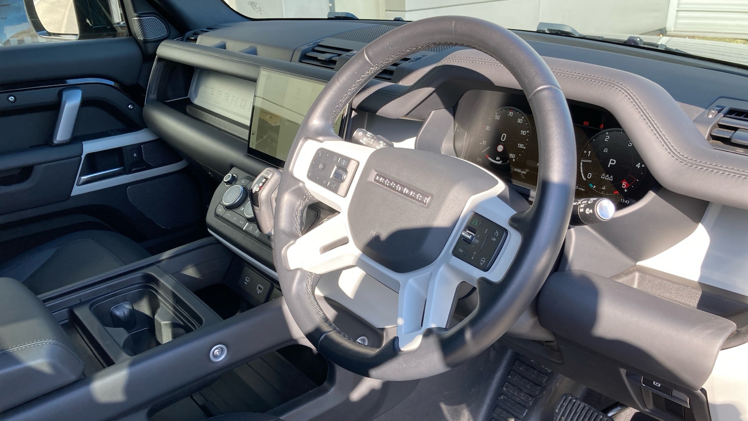 Used Land Rover Defender 2024 for sale - 77759114: Photo 23