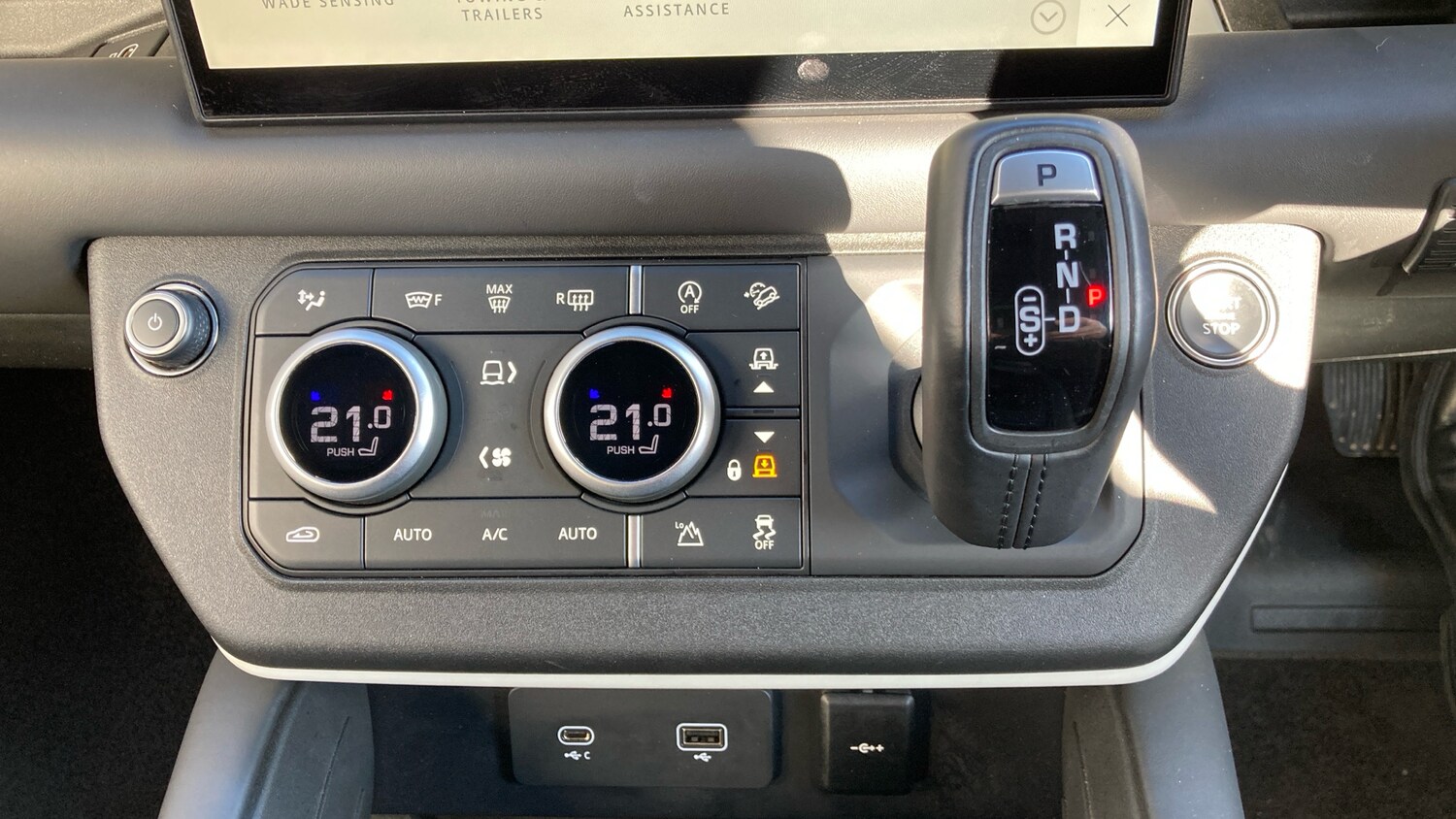 Used Land Rover Defender 2024 for sale - 77759114: Photo 34