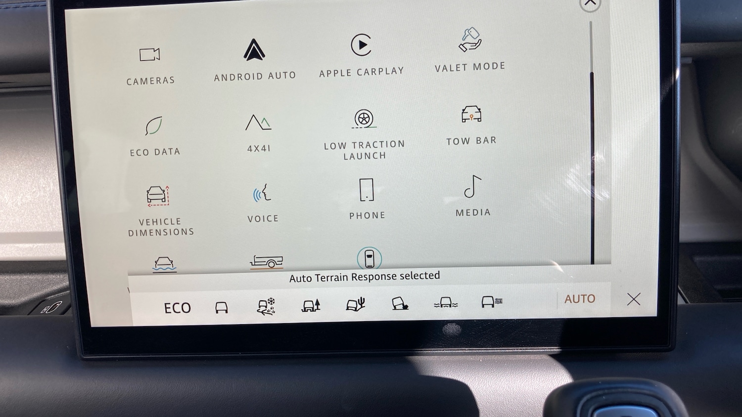 Used Land Rover Defender 2024 for sale - 77759114: Photo 35